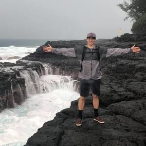 Meet your Posher, Justin